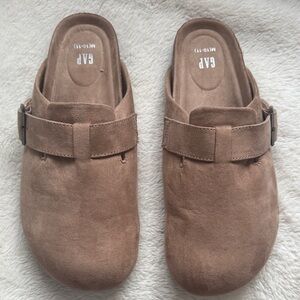GAP Brown Suede Boston Style Clogs
